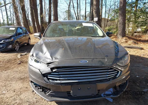 2018 Ford Fusion Se z USA, uszkodzony, nr VIN 3FA6P0HD9JR112977